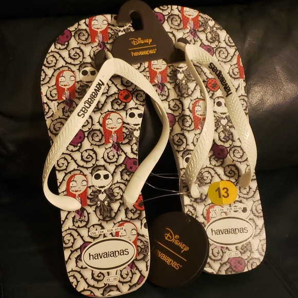 Havaianas 'Nightmare Before Christmas' Flip-Flops - Picture 1 of 4